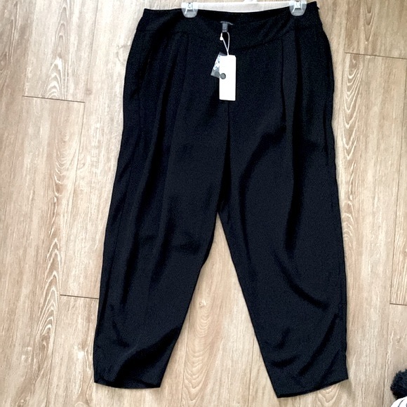 NWT Eileen Fisher Black Slouchy Pant. Size - Petite Large - Picture 2 of 10